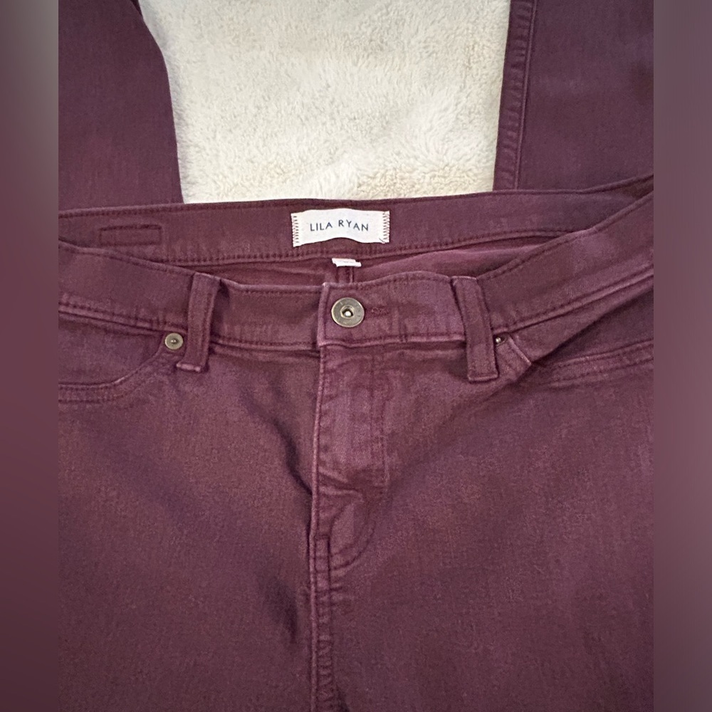 Lila Ryan. Size 32. Burgundy. - Picture 3 of 8